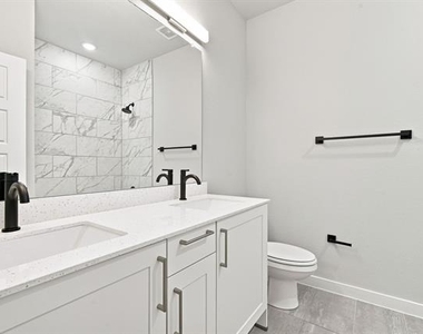 3844 Clovis Street - Photo Thumbnail 13