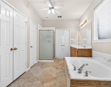 4325 Boca Raton Drive - Photo Thumbnail 13