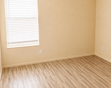 96 W Angus Road - Photo Thumbnail 4