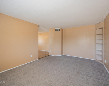 2130 W Cortez Avenue - Photo Thumbnail 5