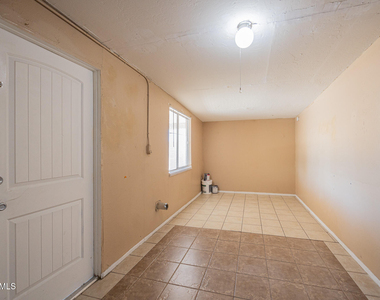2130 W Cortez Avenue - Photo Thumbnail 19