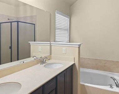 10209 Pear Valley Road - Photo Thumbnail 13