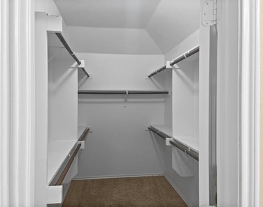 10209 Pear Valley Road - Photo Thumbnail 15