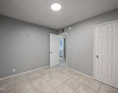1721 E Sheridan Street - Photo Thumbnail 12