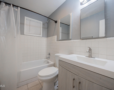 1721 E Sheridan Street - Photo Thumbnail 13