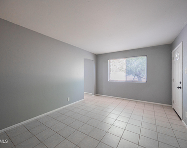 1721 E Sheridan Street - Photo Thumbnail 2