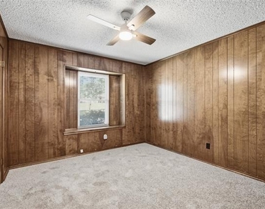 2505 Ironwood Court - Photo Thumbnail 9