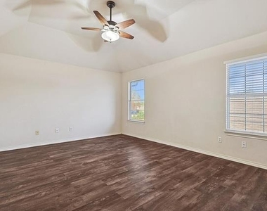 8837 Sunset Trace Drive - Photo Thumbnail 17