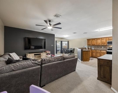 3216 Overstreet Lane - Photo Thumbnail 6