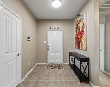 3216 Overstreet Lane - Photo Thumbnail 10