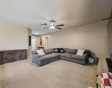 3216 Overstreet Lane - Photo Thumbnail 8