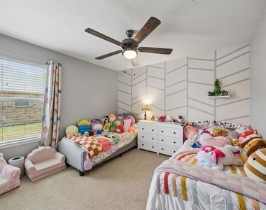 3216 Overstreet Lane - Photo Thumbnail 11