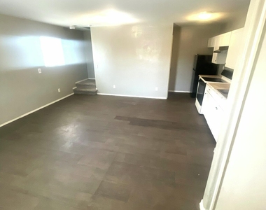 1429 S 15th Avenue - Photo Thumbnail 20