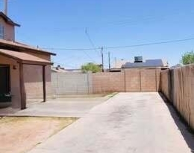 1429 S 15th Avenue - Photo Thumbnail 27