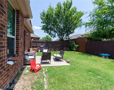 10113 Old Eagle River Lane - Photo Thumbnail 18