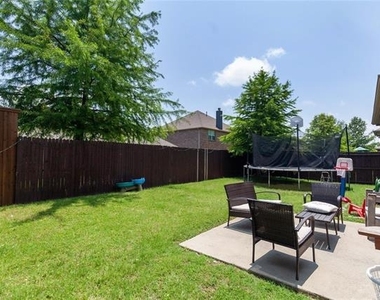10113 Old Eagle River Lane - Photo Thumbnail 17