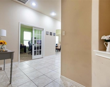 10113 Old Eagle River Lane - Photo Thumbnail 3