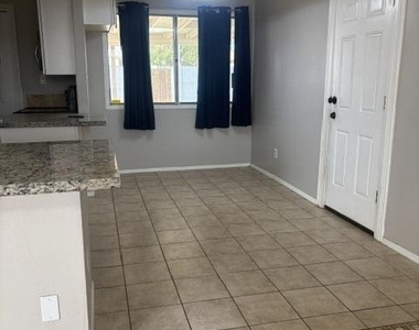 4212 W Vista Avenue - Photo Thumbnail 67