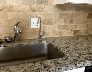 4212 W Vista Avenue - Photo Thumbnail 46