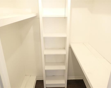 6315 Rincon Way - Photo Thumbnail 14