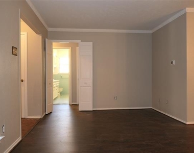 6315 Rincon Way - Photo Thumbnail 7