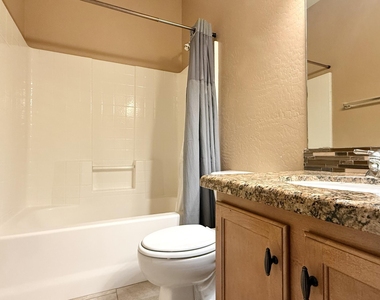 2714 E Birchwood Place - Photo Thumbnail 5