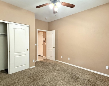 2714 E Birchwood Place - Photo Thumbnail 6