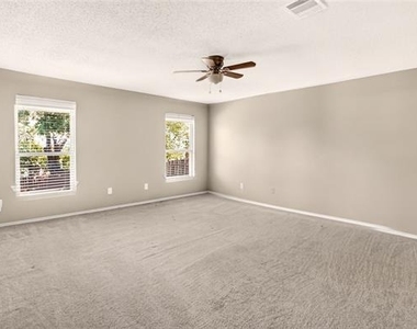 8704 Swan Park Drive - Photo Thumbnail 9