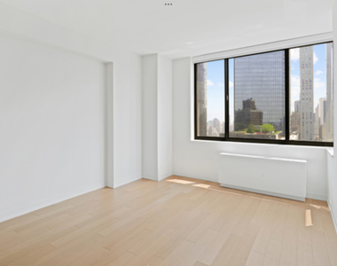 407 Park Avenue South - Photo Thumbnail 1