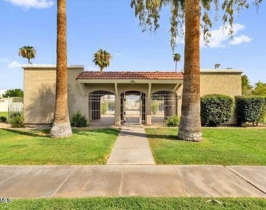 6040 N 79th Street - Photo Thumbnail 30