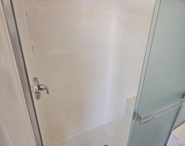 2653 N Travis -- - Photo Thumbnail 37