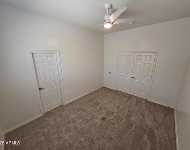 2653 N Travis -- - Photo Thumbnail 19