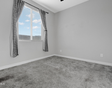 24194 W Whyman Avenue - Photo Thumbnail 21