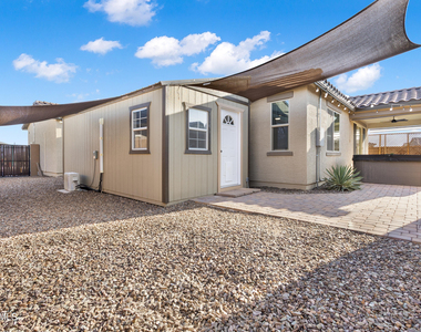 24194 W Whyman Avenue - Photo Thumbnail 12