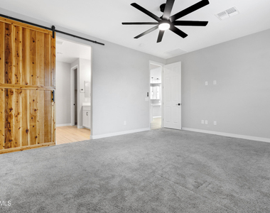 24194 W Whyman Avenue - Photo Thumbnail 36