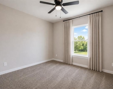 120 Brookview Drive - Photo Thumbnail 14
