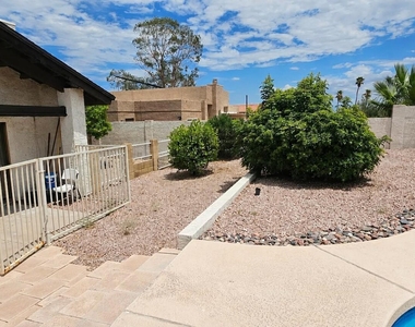 15849 E Palomino Boulevard - Photo Thumbnail 18