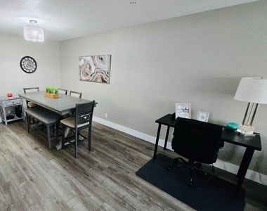 401 Golden Isles Drive - Photo Thumbnail 20