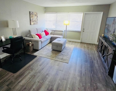 401 Golden Isles Drive - Photo Thumbnail 19