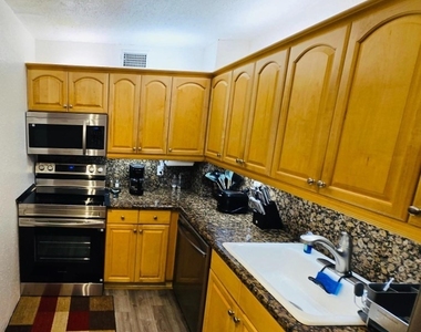 401 Golden Isles Drive - Photo Thumbnail 24