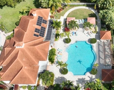 2044 Alta Meadows Lane - Photo Thumbnail 4