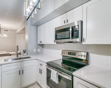 11780 St Andrews Place - Photo Thumbnail 4