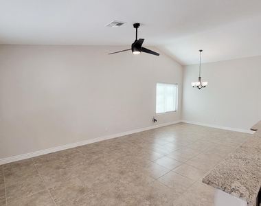 6041 E Preston Street - Photo Thumbnail 9
