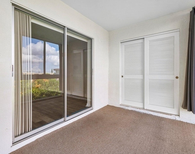 2615 Ne 1st Court - Photo Thumbnail 13