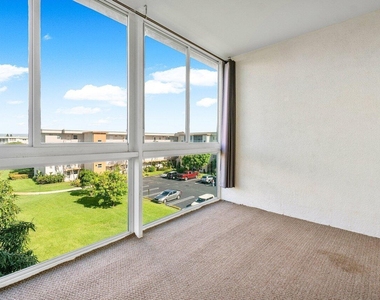 2615 Ne 1st Court - Photo Thumbnail 11