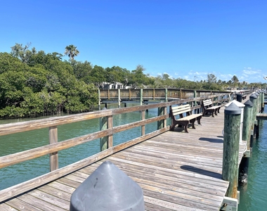 205 Shelley Lane - Photo Thumbnail 3