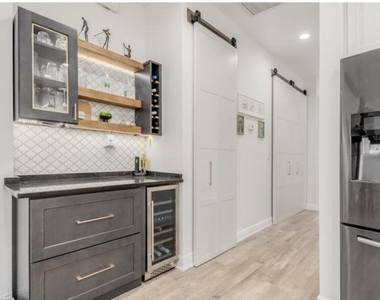205 Shelley Lane - Photo Thumbnail 5