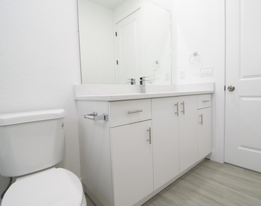 10654 Washington Road - Photo Thumbnail 14