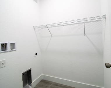 10654 Washington Road - Photo Thumbnail 26
