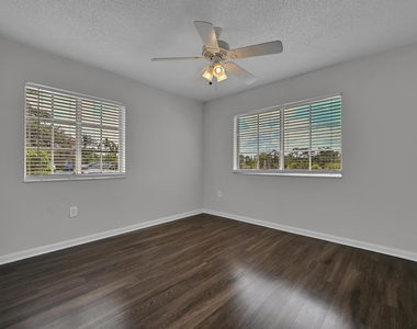 3638 Nw Mediterranean Lane - Photo Thumbnail 22